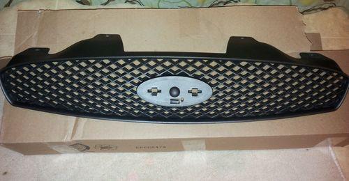 Ford oem 4f1z8200ab grille