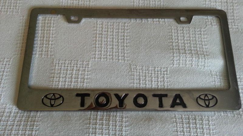 Chrome toyota  auto licence plate frame