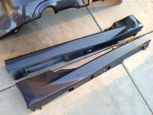 Nissan 370z 40th anniversary oem side skirt 