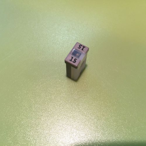 15a mcase cartridge fuse 12v 24v 32v female / accepts 2.8mm male spade terminals