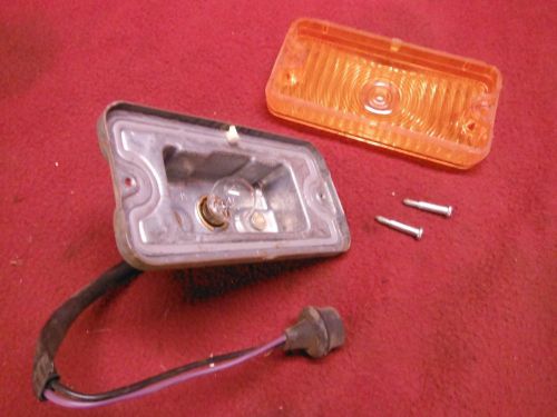 Nos gm 67 68 chevy truck parking light assembly 5959160 lens c10 c20 pickup 4wd