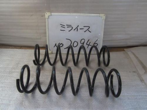 Daihatsu mira-es 2011 coil spring [1357550]