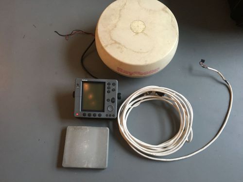 Raymarine radome radar and sl70 display bundle incl. cable and owners manual