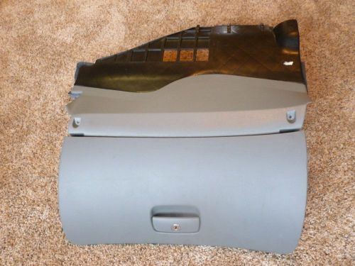 1998-2005 volkswagen passat glove box compartment door assembly grey