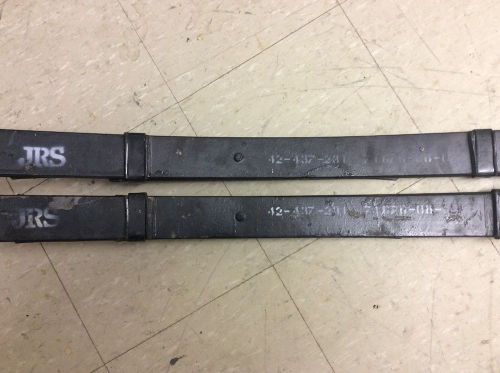 New jrs  leaf spring rear  pair 42-437-231 1968 ford mustang v8 auto