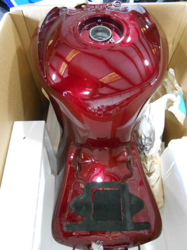 Kawasaki concours fuel tank - red