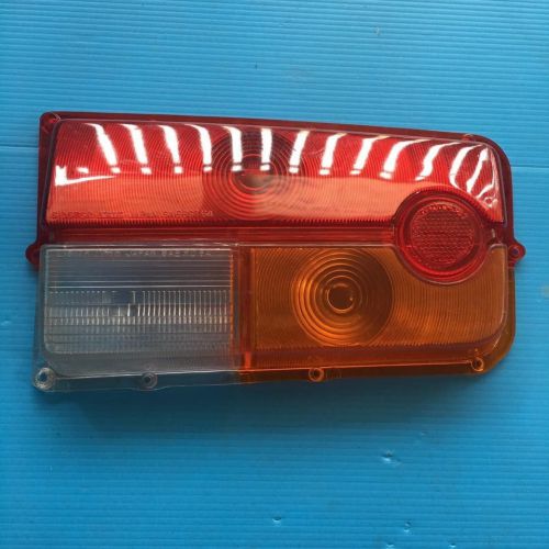 Toyota corona rt40 tail light rear lamp cover lens (rh) genuine nos japan