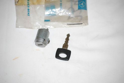 New mercedes ignition tumbler with key 560sl 420sel 300se 240d 300d 300sd