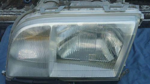 1994 mercedes benz s500 left driver headlight with wiper assy.