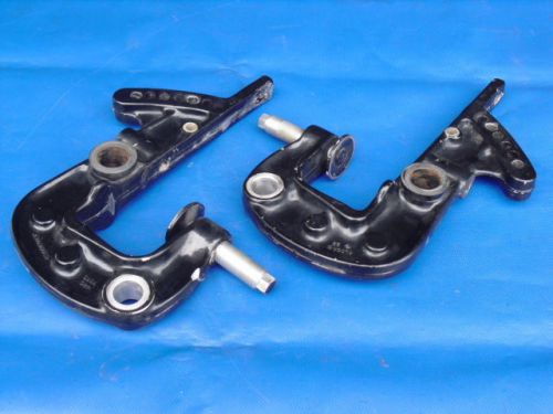 Set of 1980-1990 mercury 35-45-50-60-70hp transom/engine mount brackets $47.99