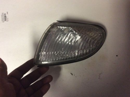 1997 1998 1999 2000 mazda millenia front left corner park light oem 052-0697l