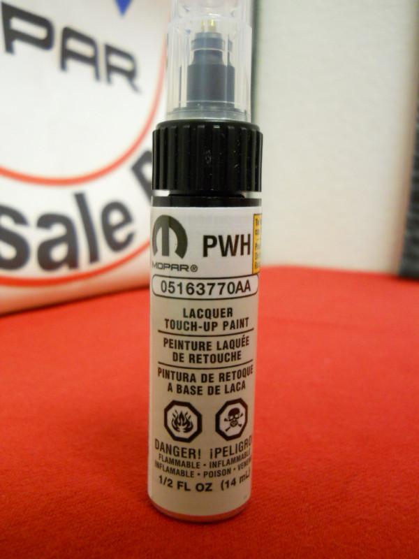 Dodge jeep chrysler ram fiat pearl white tri-coat touch-up paint (pwh/kwh) mopar