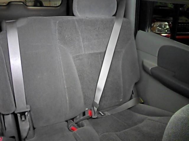 2003 chevy trailblazer ext rear seat belt & retractor only center gray