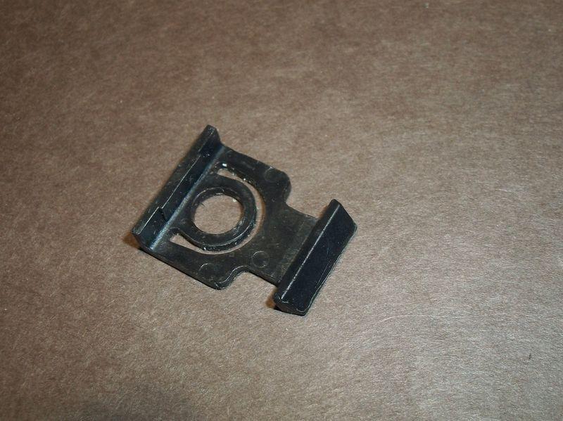 Plymouth prowler convertible latch clip replacement  ju05083040aa set of 2 