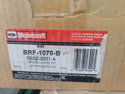 New motorcraft front disc brake pads  ford explorer taurus brf-1070-b bb5z 2001