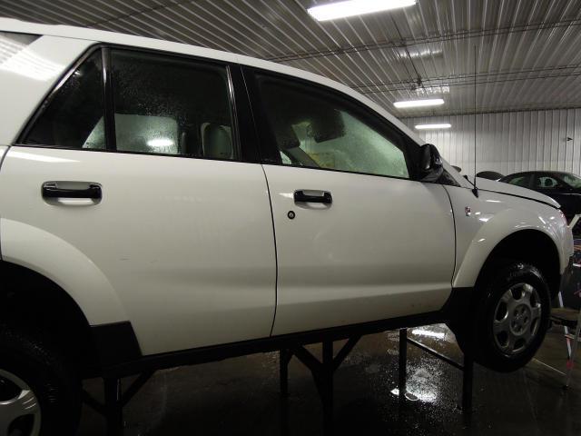 2003 saturn vue 72086 miles front door right