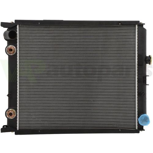 Replacement truck radiator fits 2006-2007 hino 258lp 238 268 cu16400e0231