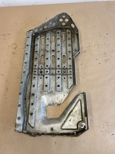 2002 kawasaki prairie 650 4x4 right foot rest plate pan 34028-1513-5a  b677