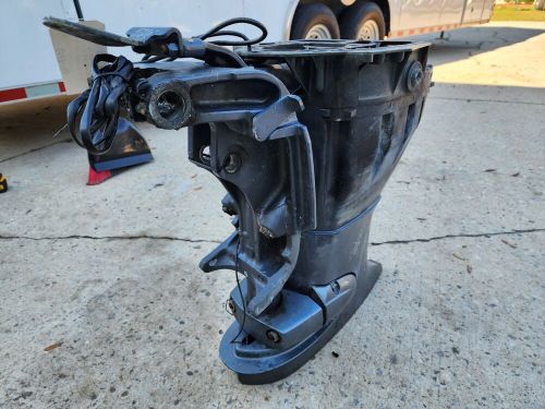 Yamaha midsection, 25&#034; shaft, 68v-45111-31-8d, 2005 f115 four stroke, 60ep-40