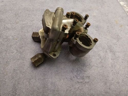 1988-95 chevrolet k2500 pickup tbi fuel injector pod