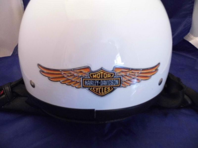 White motorcycle helmet with harley davidson decal