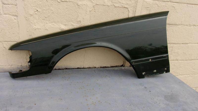 Mercedes-benz w126 c126 sec coupe left front fender green 380sec 500sec 560sec