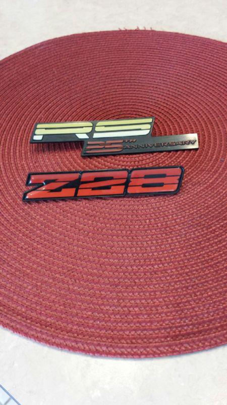 1985 -1990 camaro z /28  oem factory dash emblem 