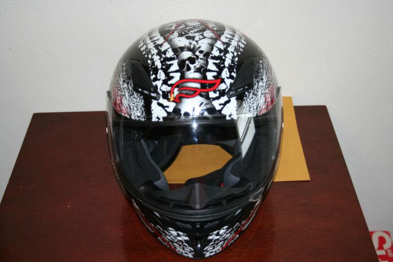 Fulmer full face motorcycle helmet - xxl with screenprint