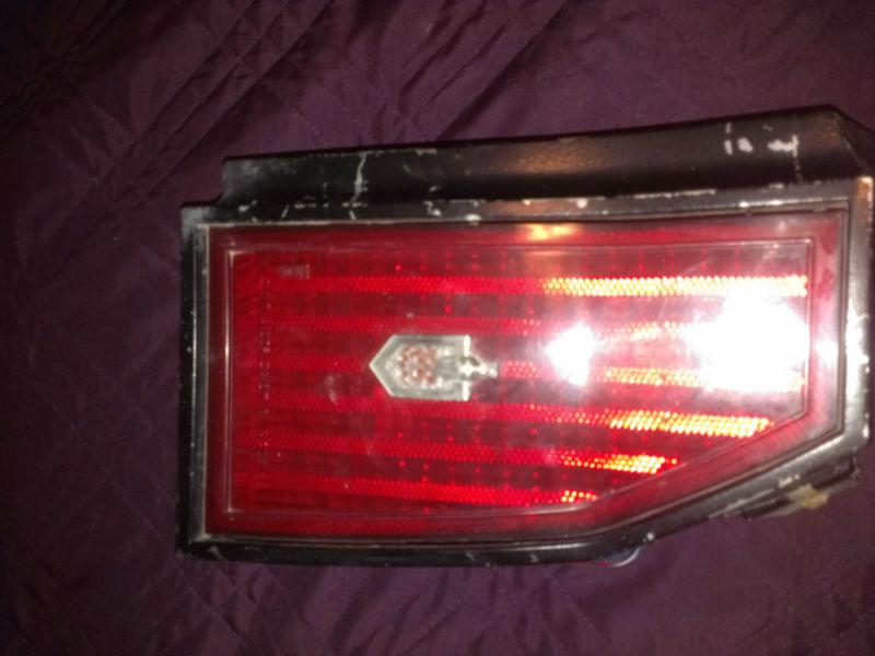 81 82 83 84 85 86 chevy monte carlo right tail light(used)