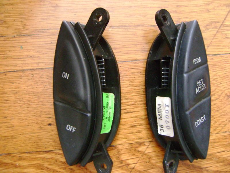 1995-2003 ford explorer / sport trac / ranger  cruise control switches