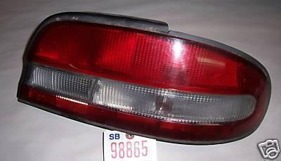 Nissan 95-97 altima tail light/lamp right/outer 1995 1996 1997