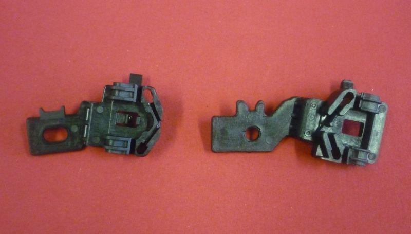 Nissan qashqai window winder regulator clips / front right