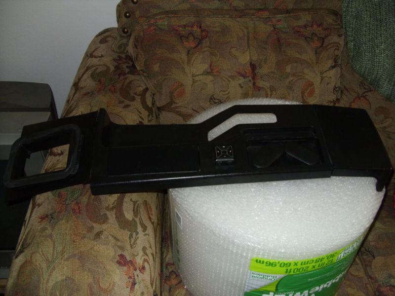 1987-1993 mustang center console top complete!!!!!!!!!!