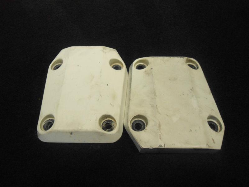 #338741/0338741 mount bracket covers 1993-2009 10-300hp evinrude outboard ~380~