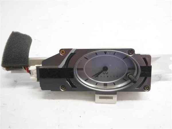 2002 infiniti i35 oem dash mount analog clock lkq