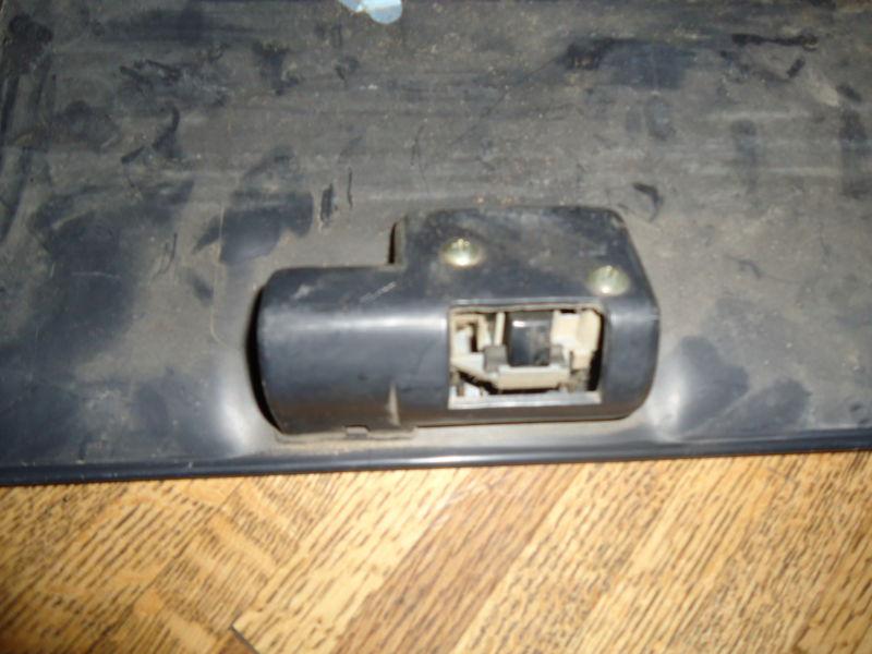 Geo tracker / suzuki sidekick glove box, in tact and complete 89 - 9x