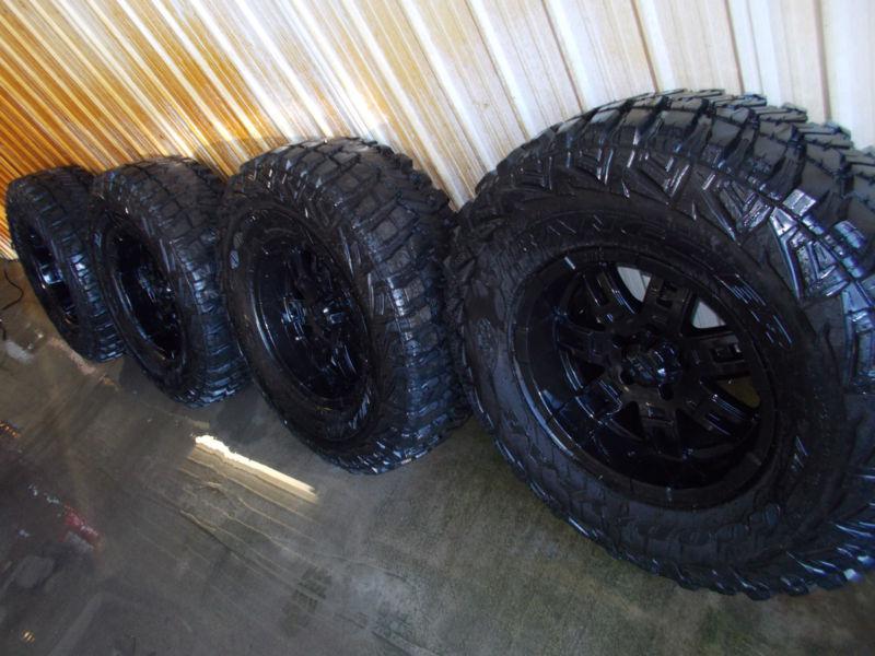 Goodyear wrangler mt/r with kevlar 35x12.50r17lt