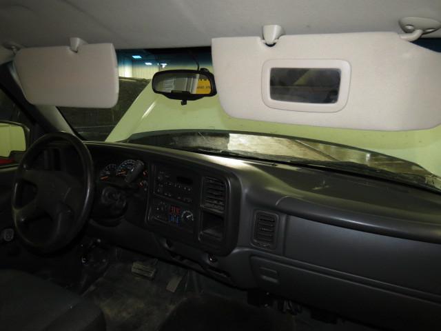 2006 chevy silverado 1500 pickup speedomter and radio trim dash bezel 2605134