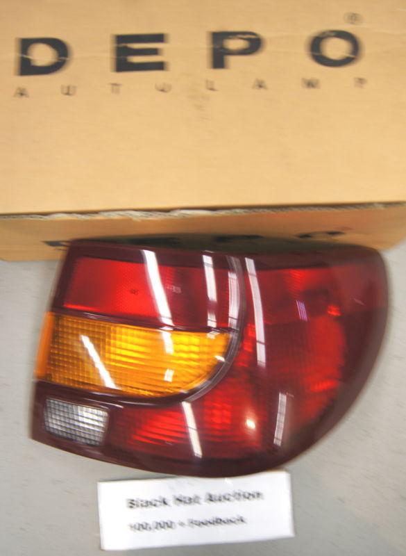 Depo 01-335-1911r-r replacement tail light gm 16525916