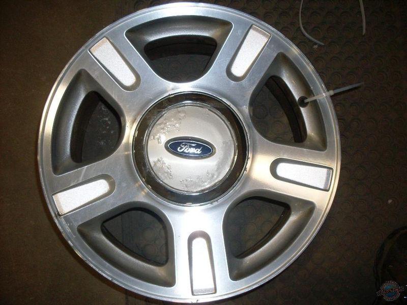 (1) wheel expedition 680998 03 04 05 06 alloy 80 percent oxidation