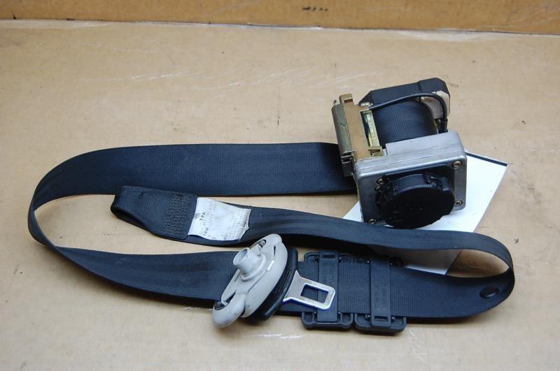 98 99 00 01 vw beetle right front seat belt 1c1 857 706 d