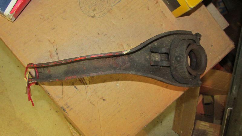 Chevy/other  gm throwout fork --  used/good condition