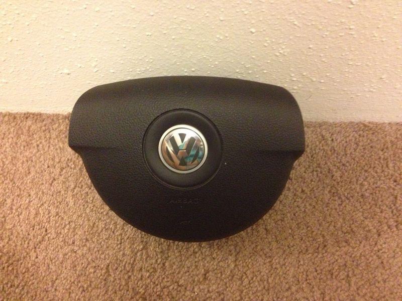 Airbag volkswagen passat driver side  2006, 2007, 2008