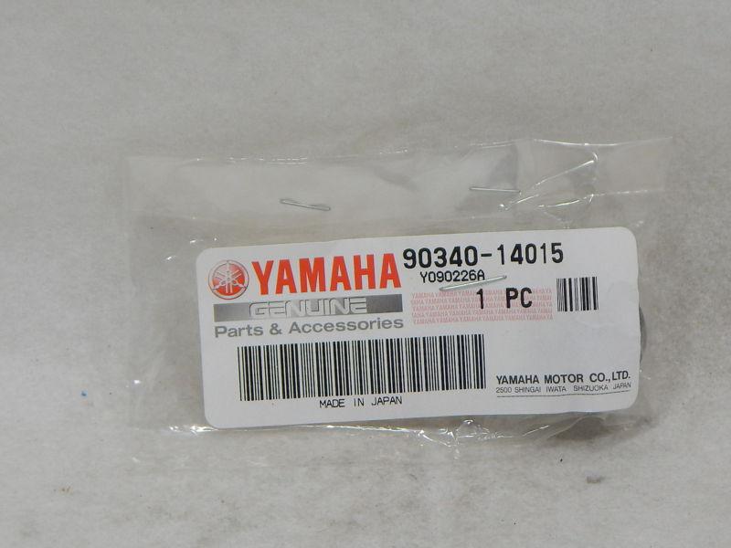 Yamaha 90340-14015 plug *new