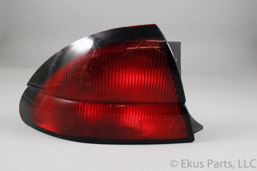 Chevrolet monte carlo 1997-1999 exterior left tail light oem