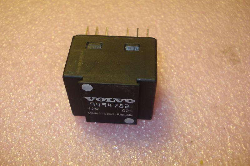 Volvo relay 9494782 oem