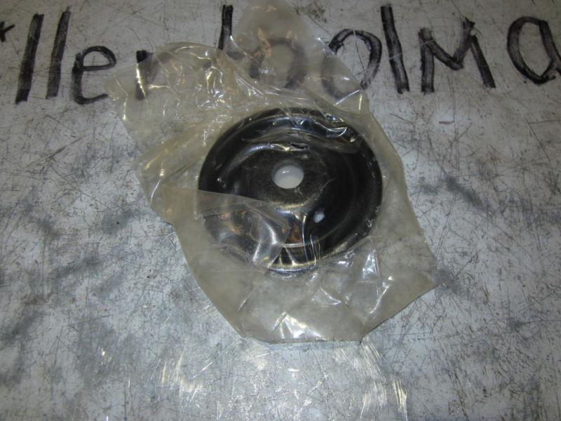 Gm oem part 01640188 1640188 body to frame bolt retainer (shelf a31 bin 8)