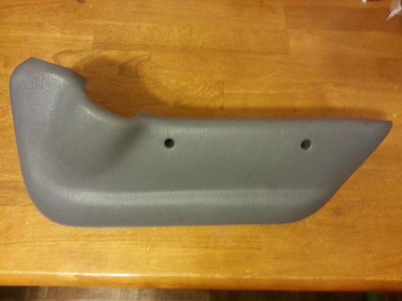 Caravan [96-00] drivers side lower/ inner front seat trim grey