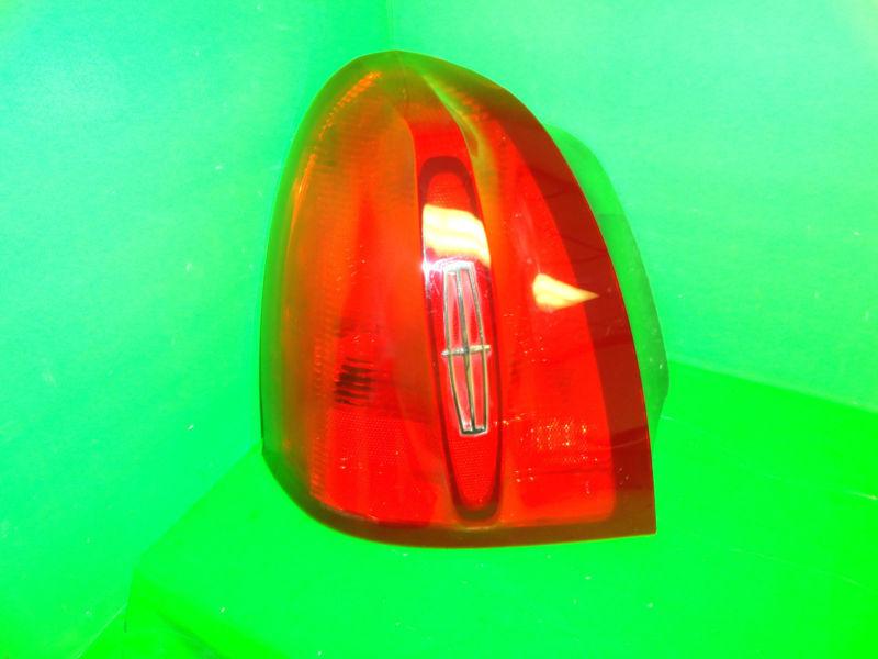 98 99 00 01 lincoln town car left driver tail light complete oem # 48636 