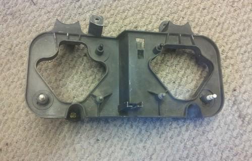 95-97 jaguar xj6 / vanden plas front left side driver headlight support bracket 